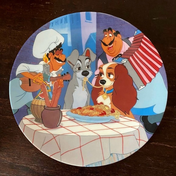 Vintage (1992) Disney Land & the Tramp Collector Plate - Picture 1 of 9